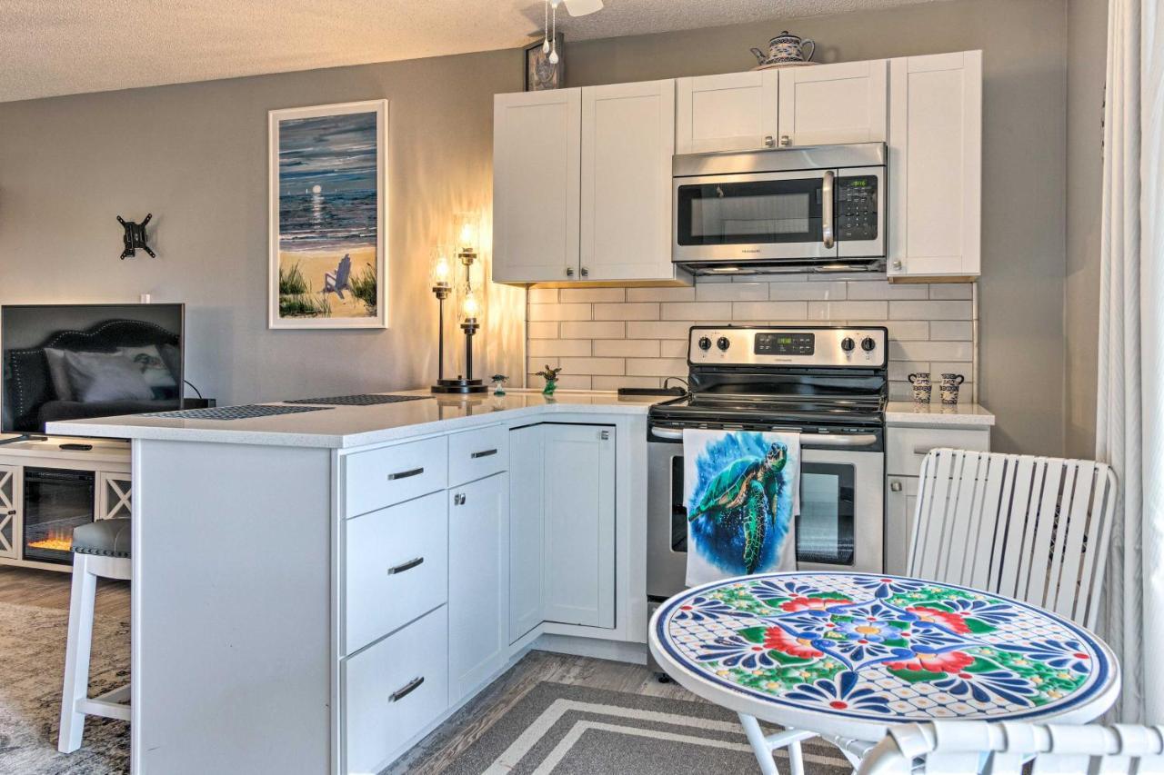 Modern Studio With Balcony About 1 Mi To Lake Lure! Bagian luar foto